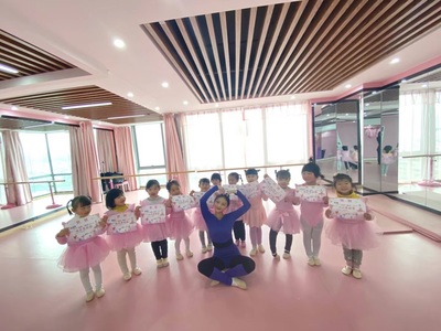 貴陽美吉兒文化藝術咨詢